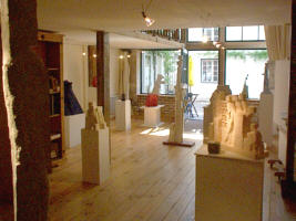 P_DCP02038d_200.jpg